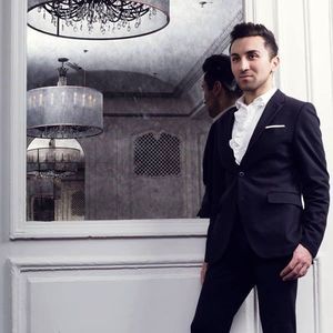 Meet your Posher, Robert